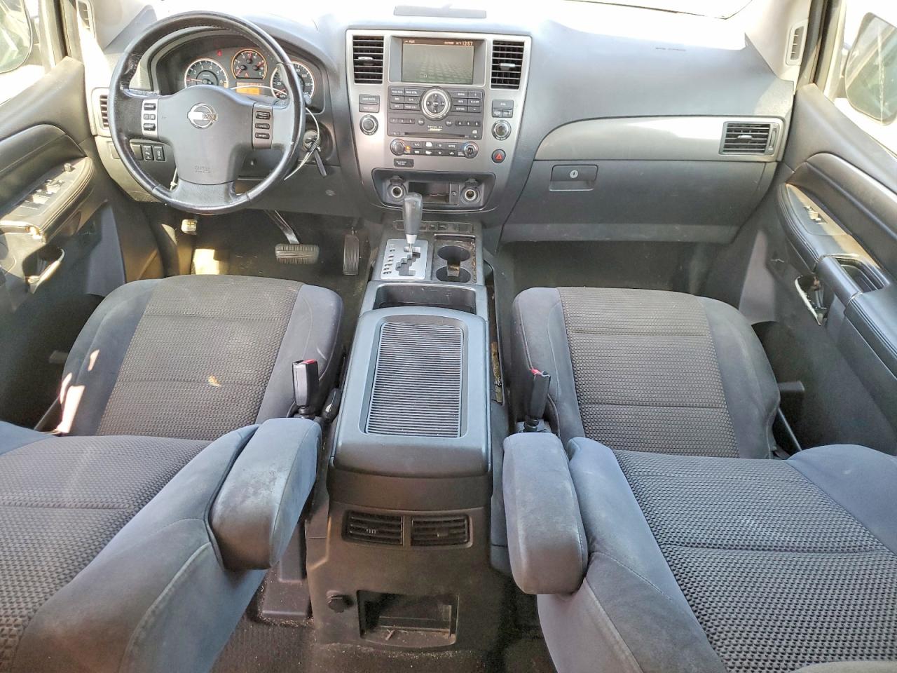 2011 NISSAN ARMADA SV photo 8