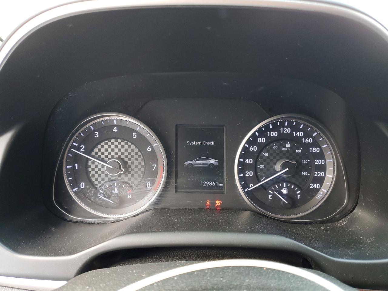 2019 HYUNDAI ELANTRA photo 9