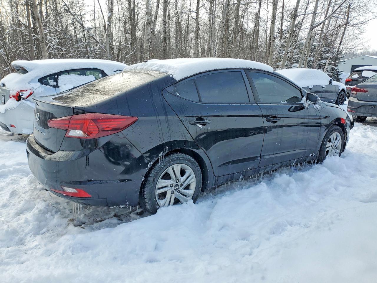 2019 HYUNDAI ELANTRA photo 3