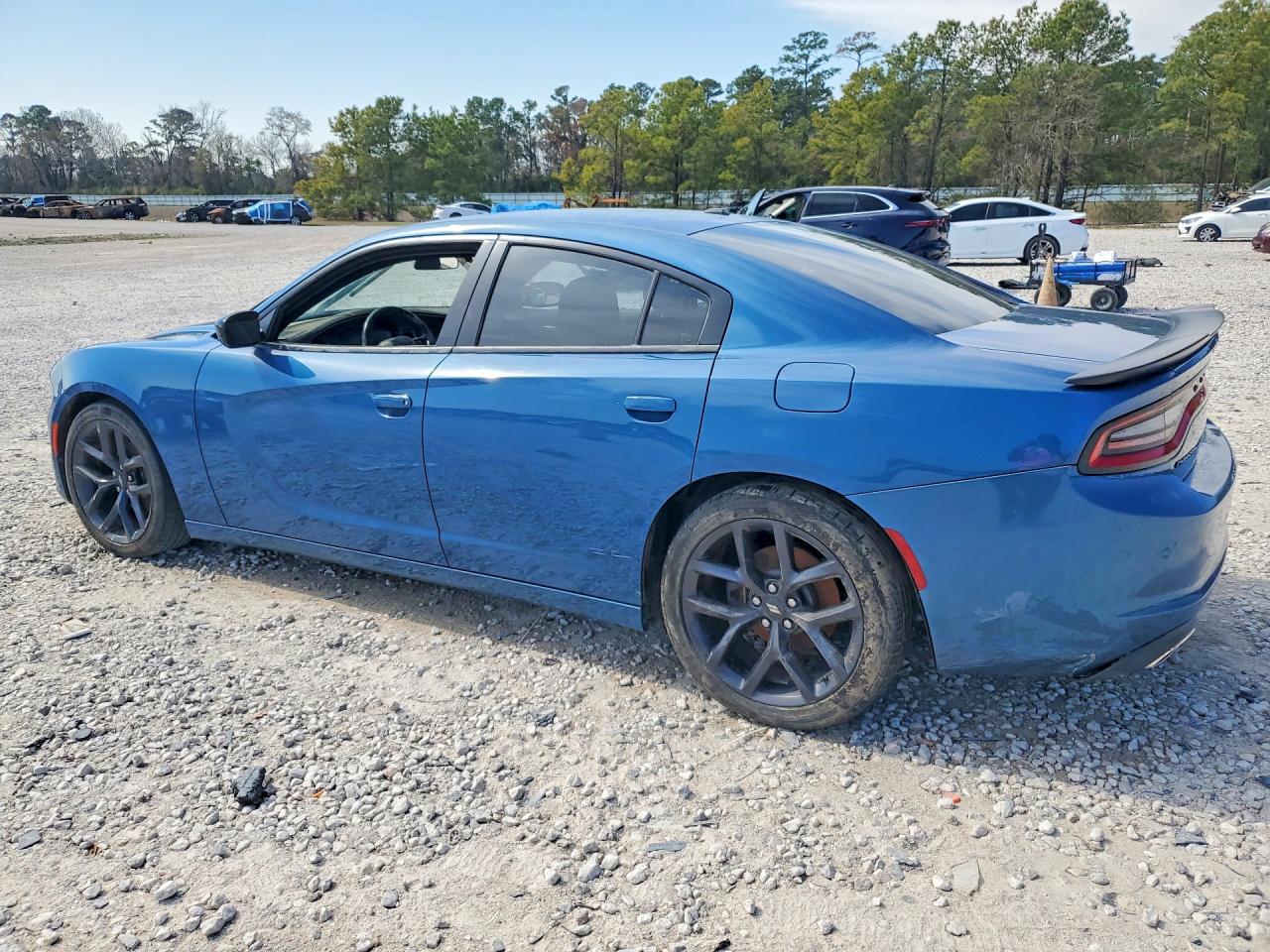 2020 DODGE CHARGER SXT photo 4