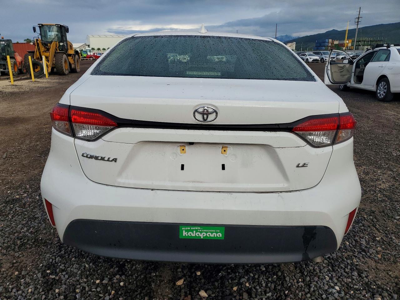 2025 TOYOTA COROLLA LE photo 6