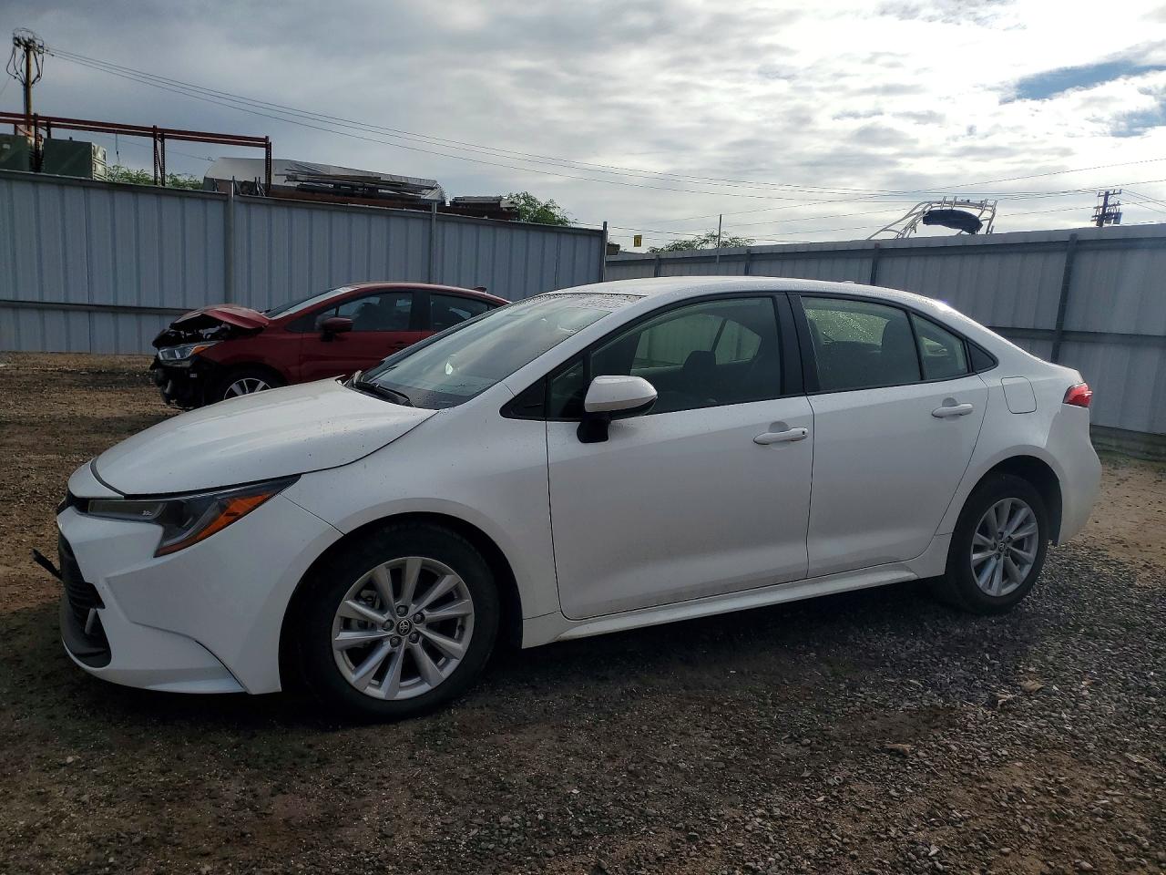 2025 TOYOTA COROLLA