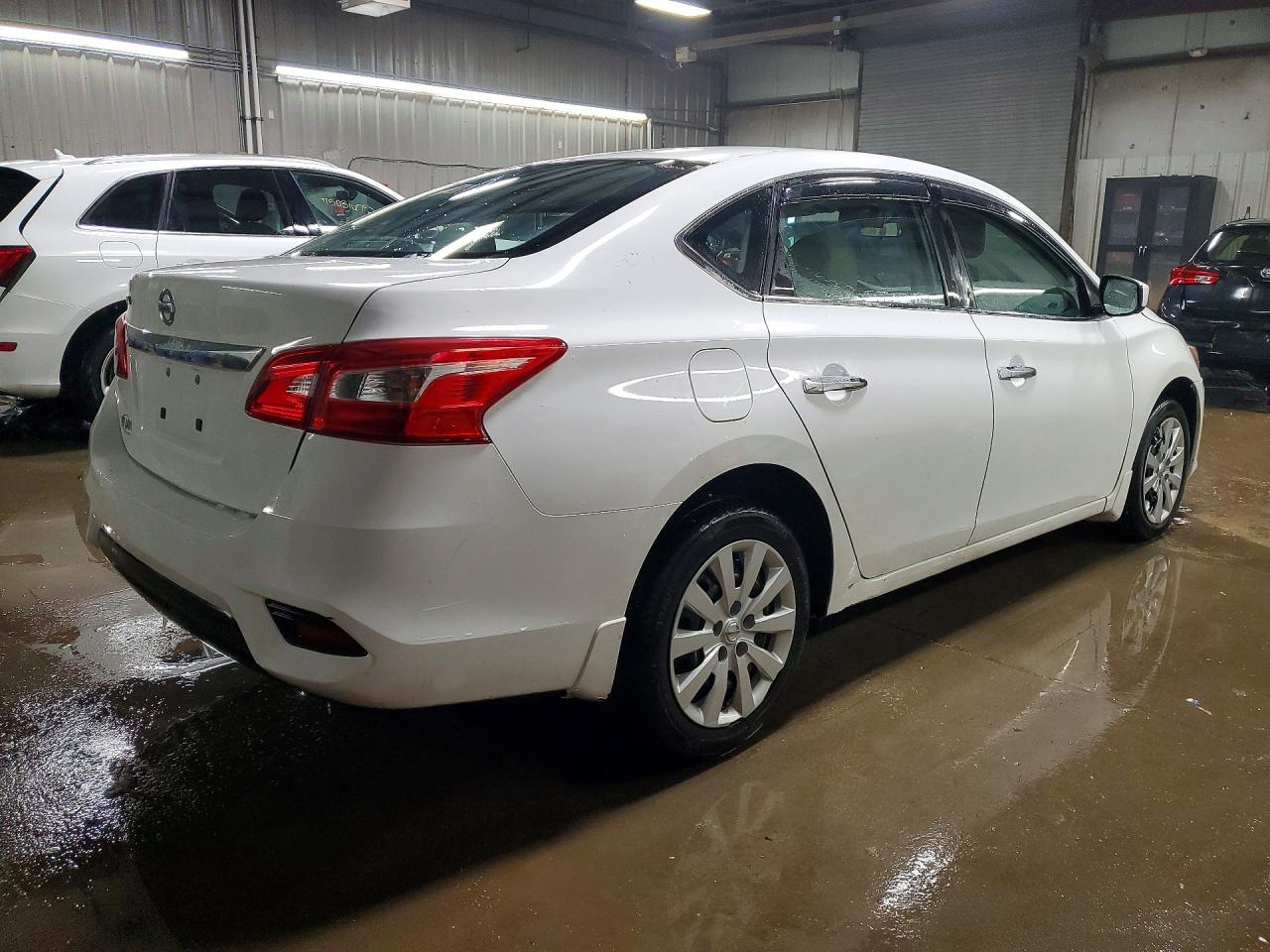 2016 NISSAN SENTRA S photo 7