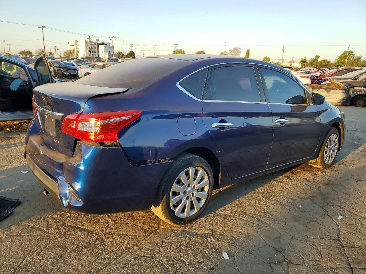 2019 NISSAN SENTRA S photo 7
