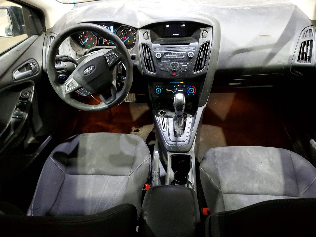 2015 FORD FOCUS SE photo 22