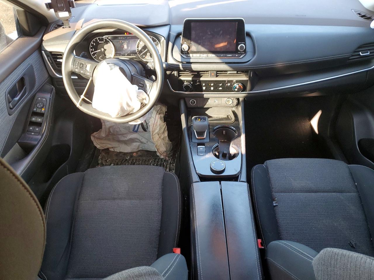 2021 NISSAN ROGUE S photo 8