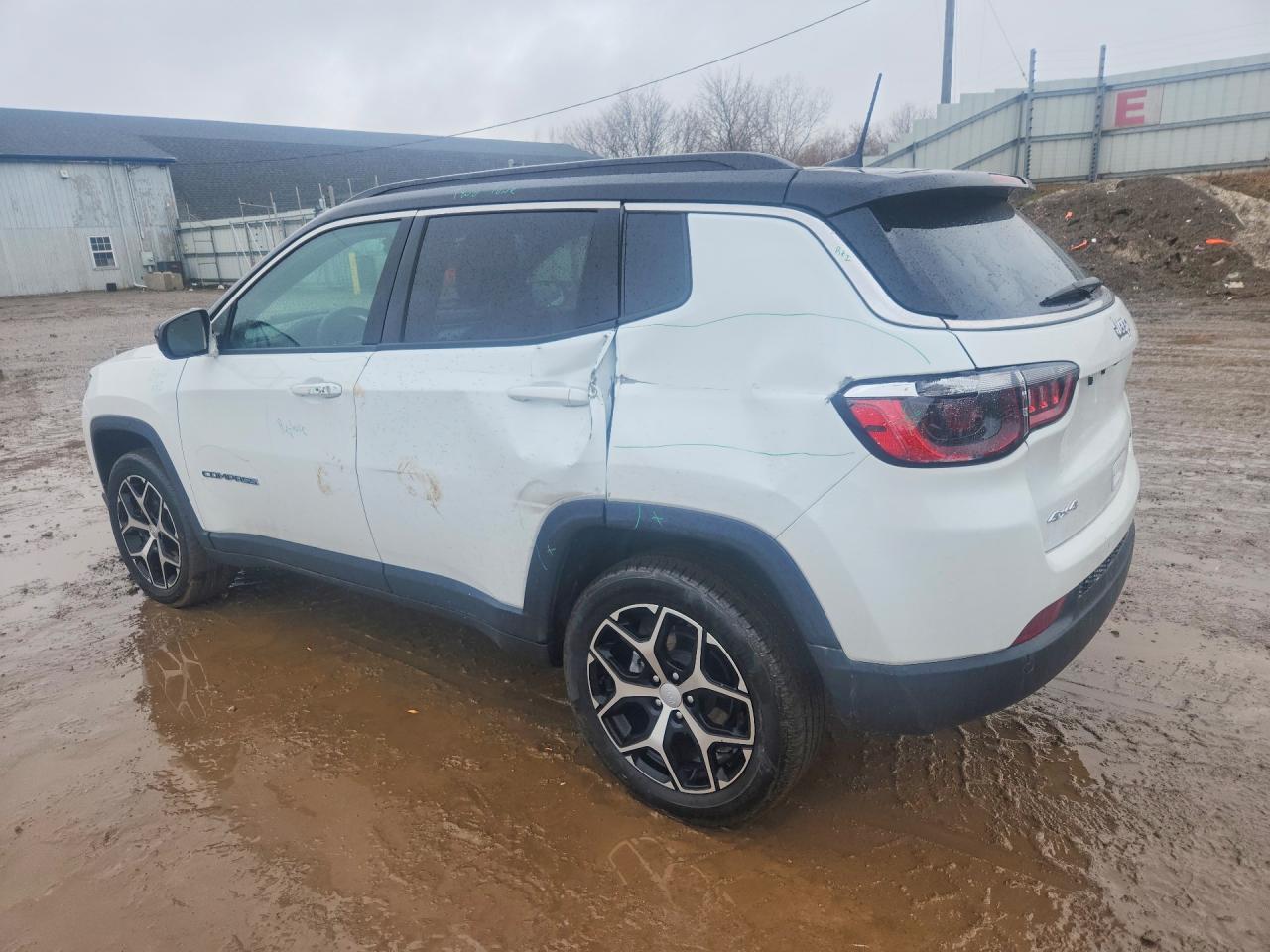 2024 JEEP COMPASS LIMITED photo 4