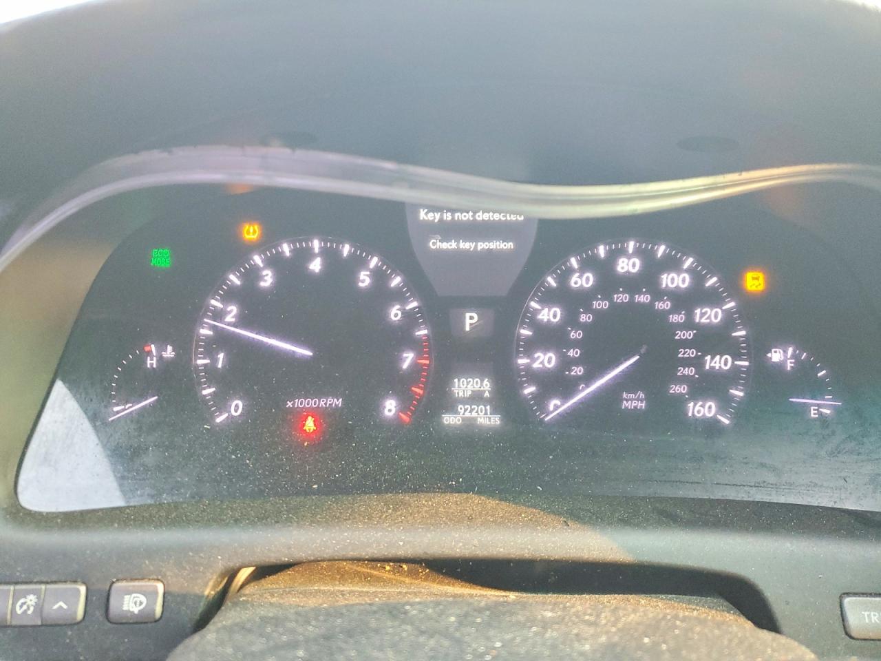 2010 LEXUS LS 460L photo 9