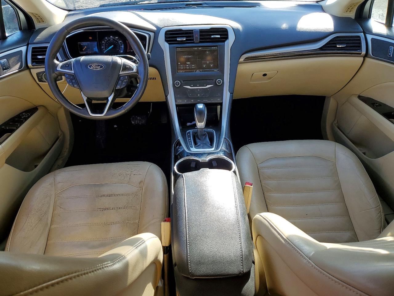 2015 FORD FUSION SE photo 8