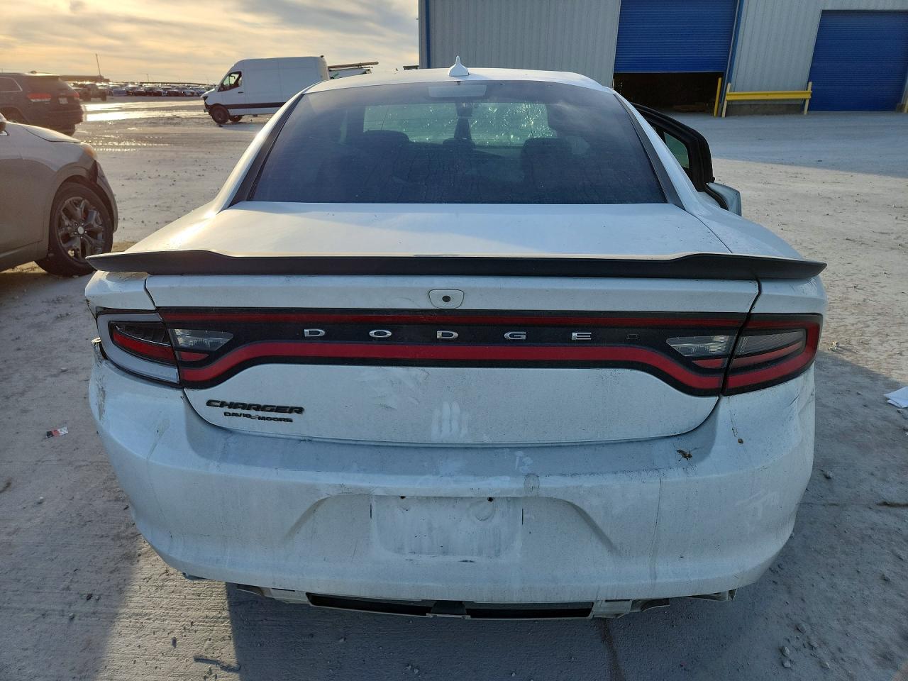 2017 DODGE CHARGER SXT photo 16