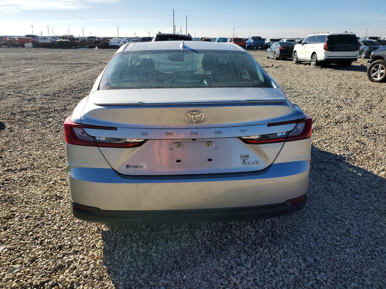 2025 TOYOTA CAMRY LE photo 6