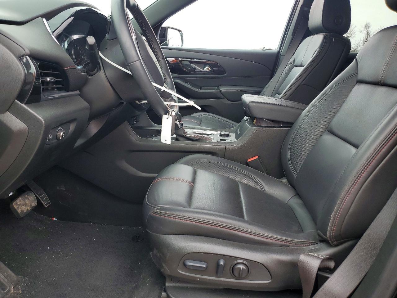 2023 CHEVROLET TRAVERSE RS photo 13
