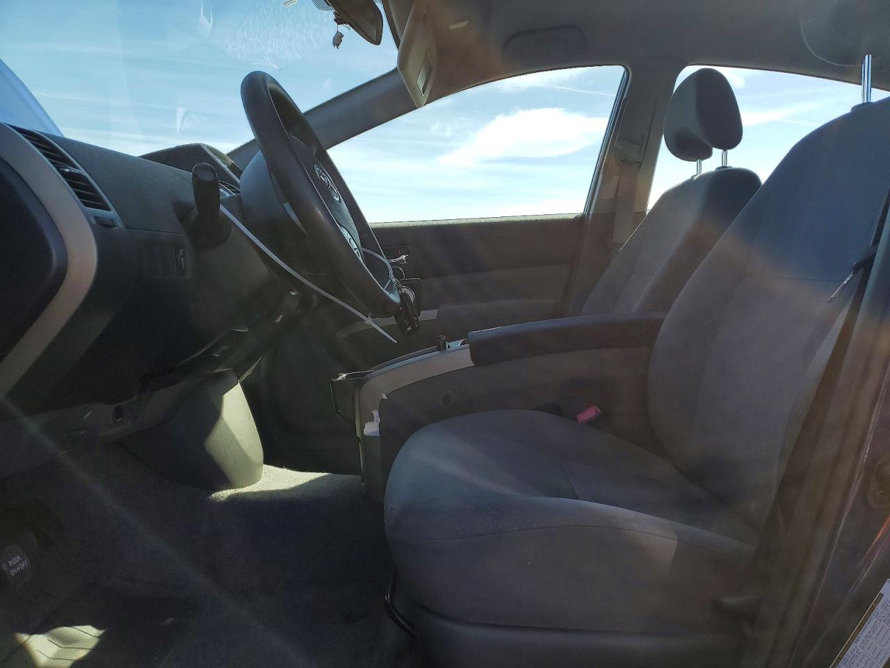 2008 TOYOTA PRIUS BASE photo 13