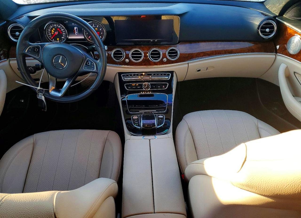 2018 MERCEDES-BENZ E 300 photo 8