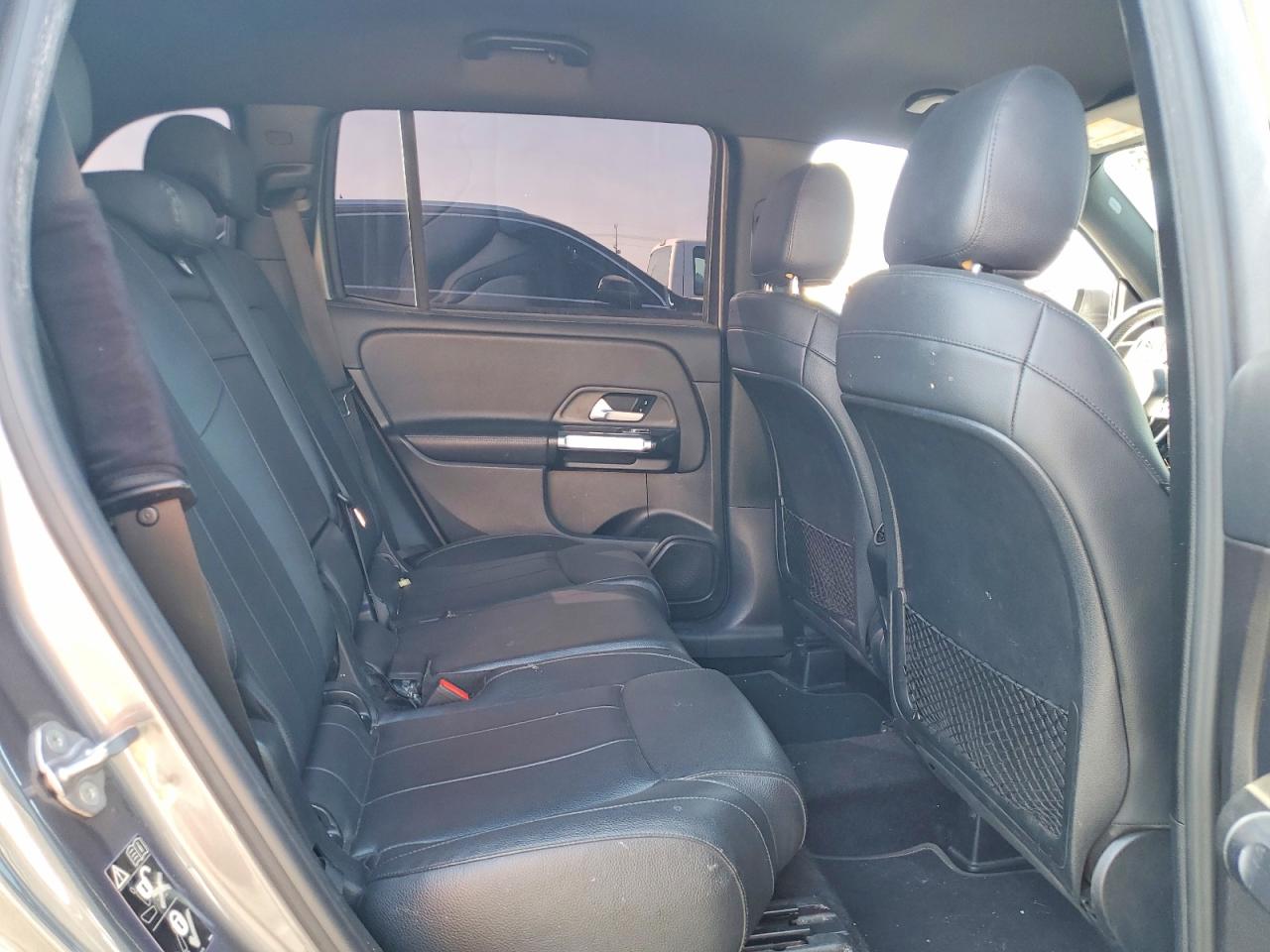 2021 MERCEDES-BENZ GLB 250 photo 11