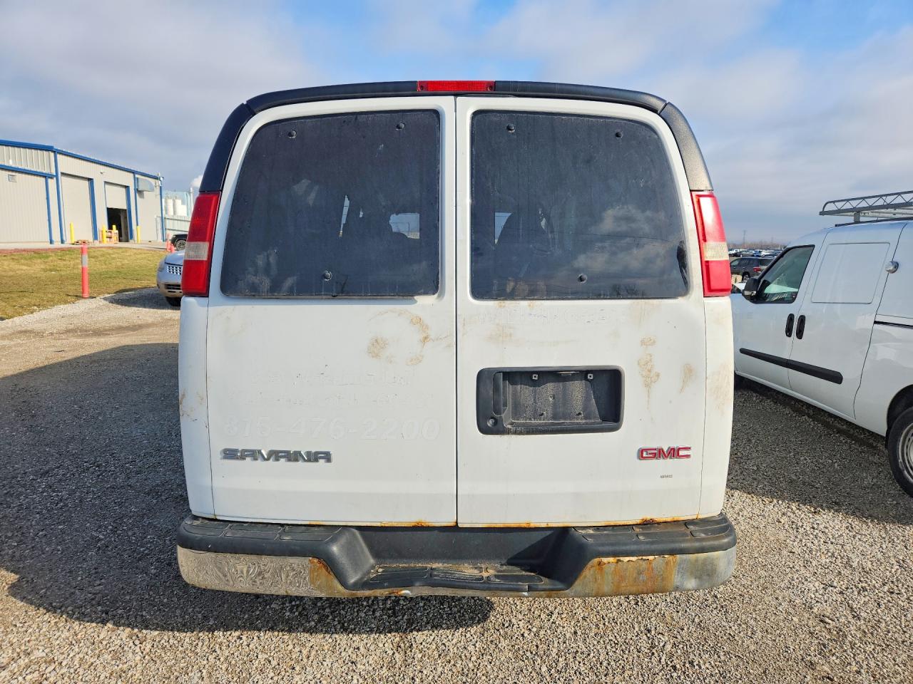 2013 GMC SAVANA G3500 LT photo 11