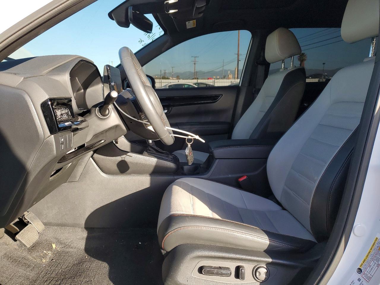 2025 HONDA CR-V SPORT TOURING photo 13