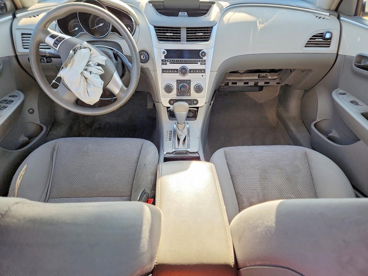 2009 CHEVROLET MALIBU LS photo 8