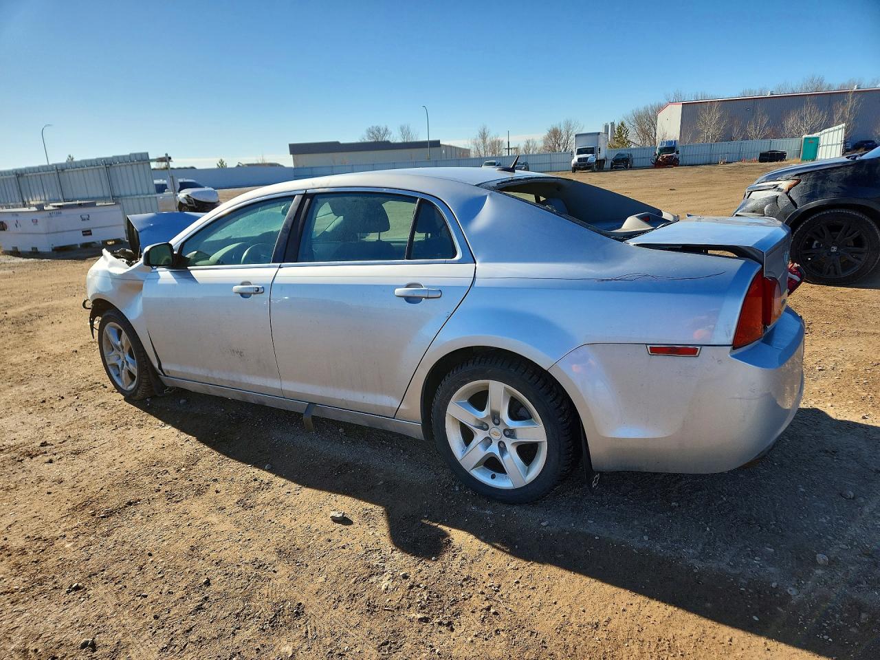 2009 CHEVROLET MALIBU LS photo 2