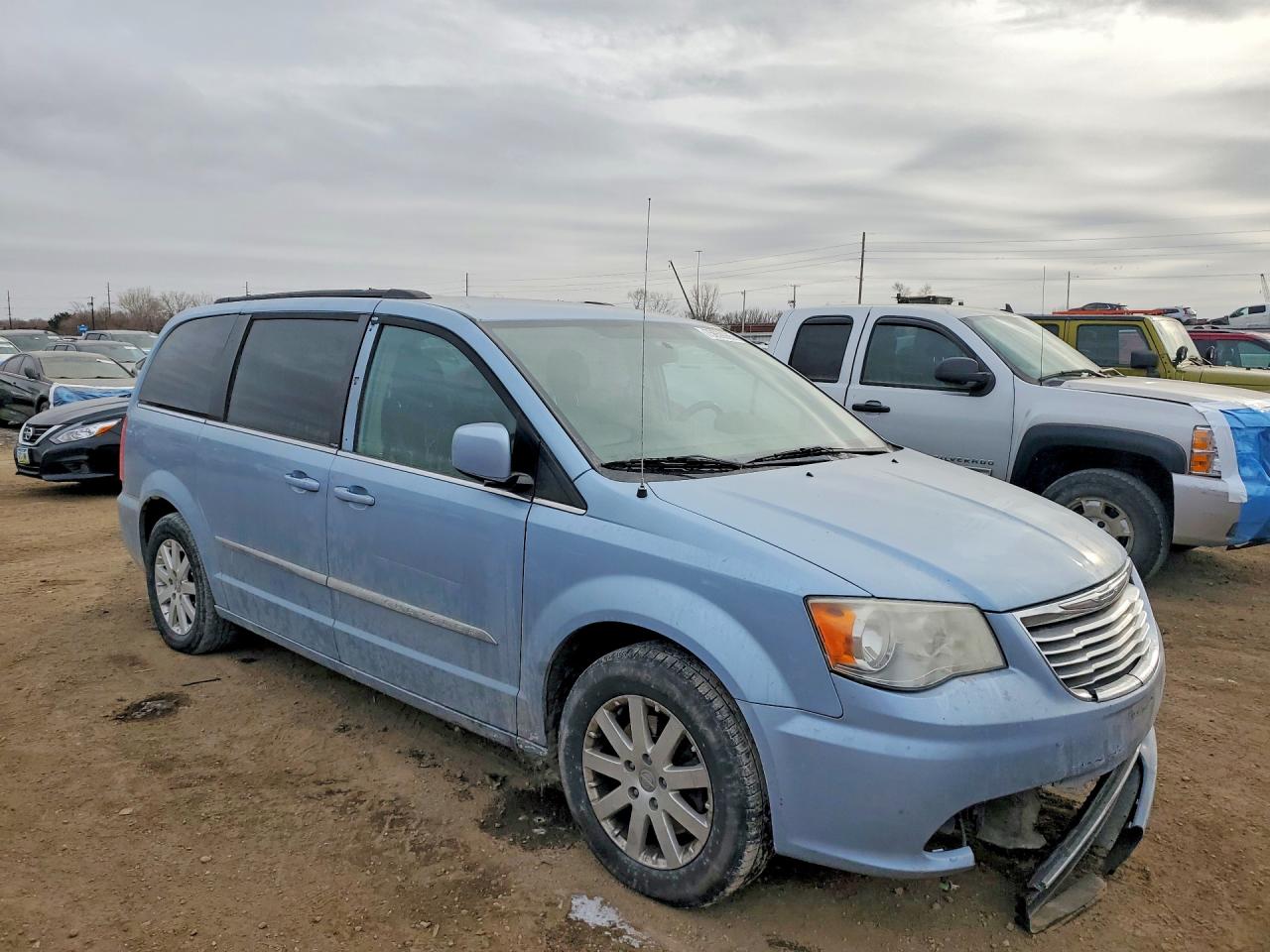 2013 CHRYSLER TOWN & COUNTRY TOURING photo 7