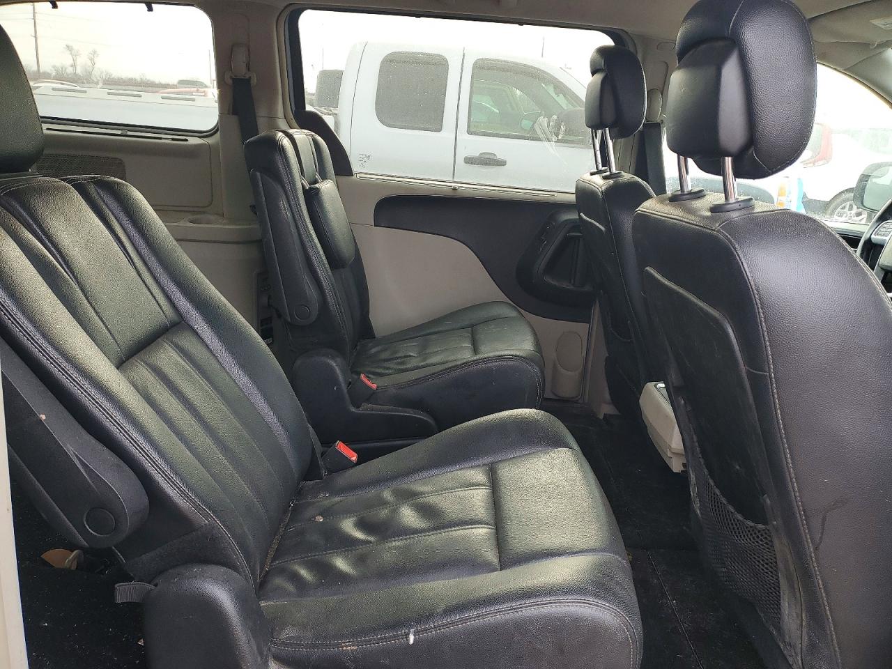 2013 CHRYSLER TOWN & COUNTRY TOURING photo 21