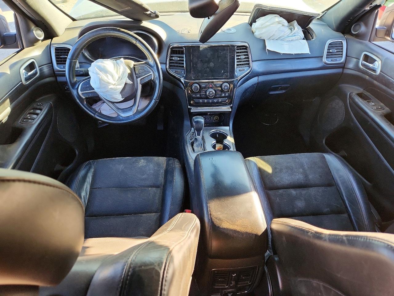 2020 JEEP GRAND CHEROKEE LAREDO photo 8
