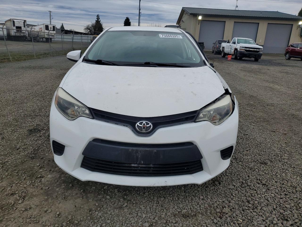 2014 TOYOTA COROLLA L photo 5