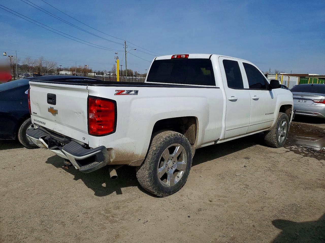 2016 CHEVROLET SILVERADO K1500 LT photo 7