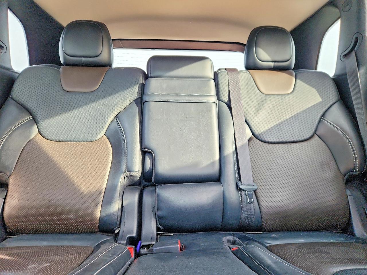 2015 JEEP CHEROKEE LIMITED photo 10