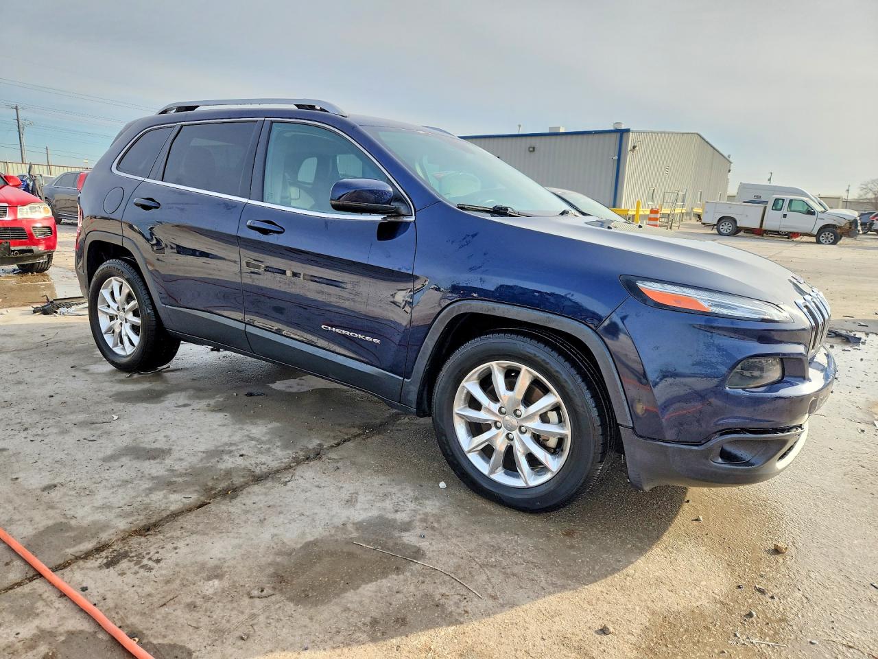 2015 JEEP CHEROKEE LIMITED photo 4