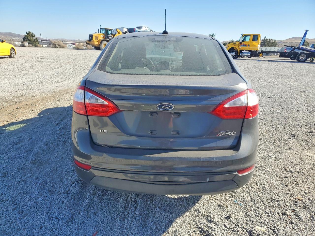 2018 FORD FIESTA SE photo 11