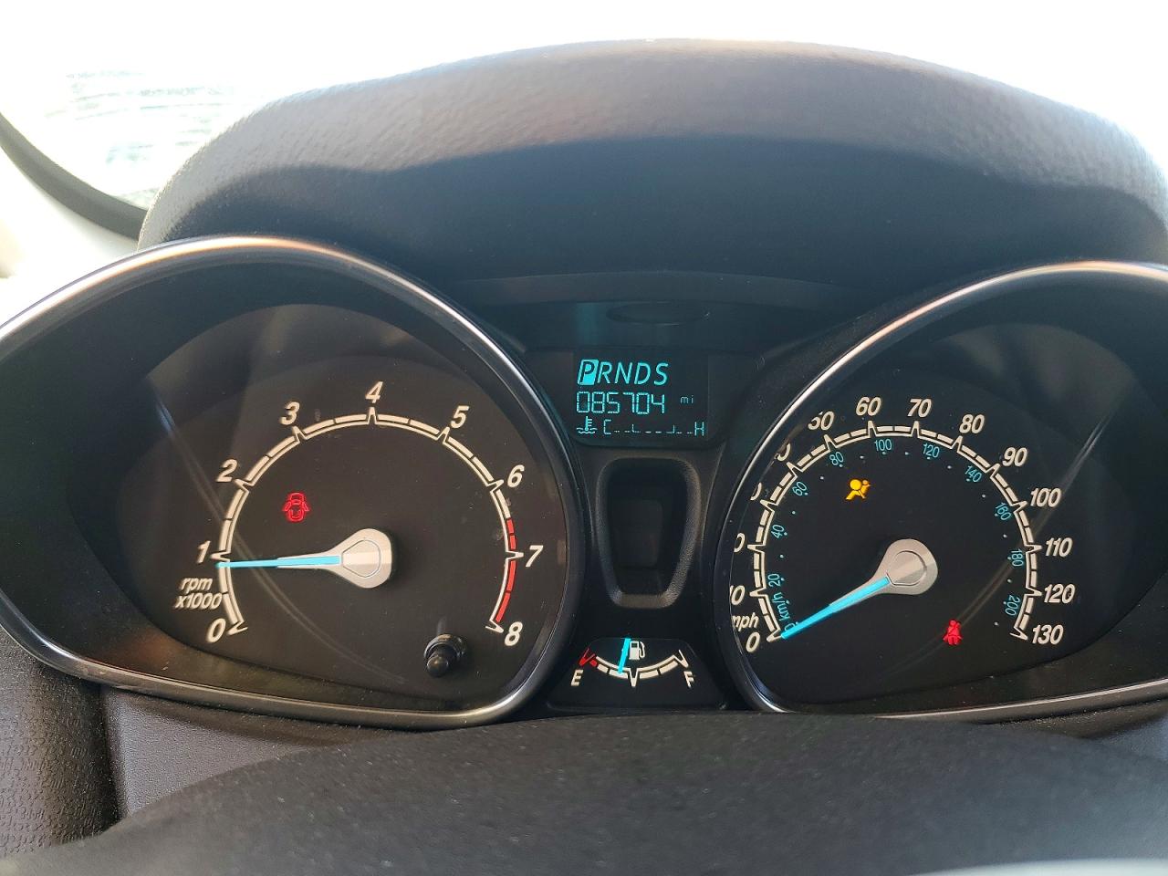 2018 FORD FIESTA SE photo 17
