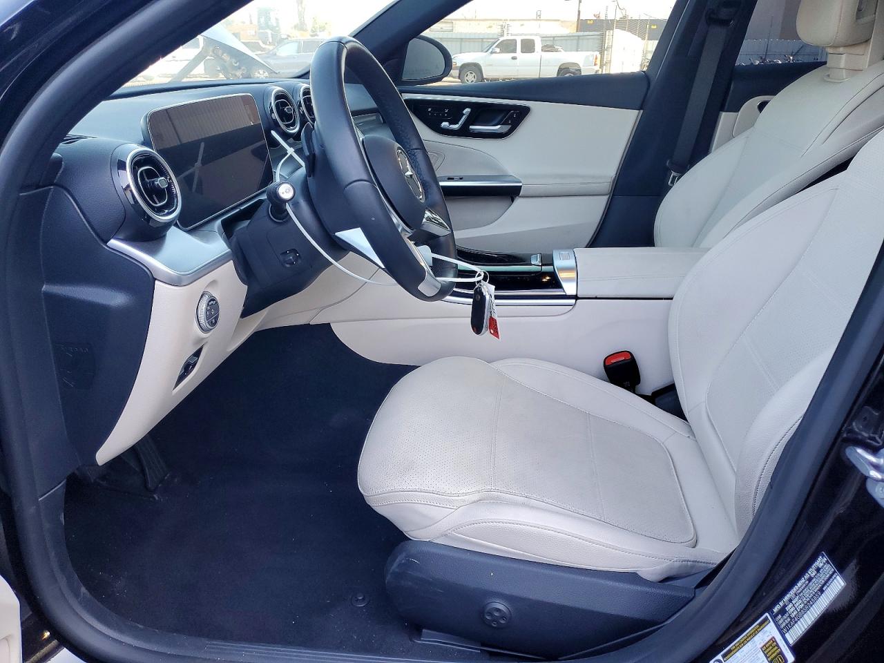 2025 MERCEDES-BENZ C 300 photo 7