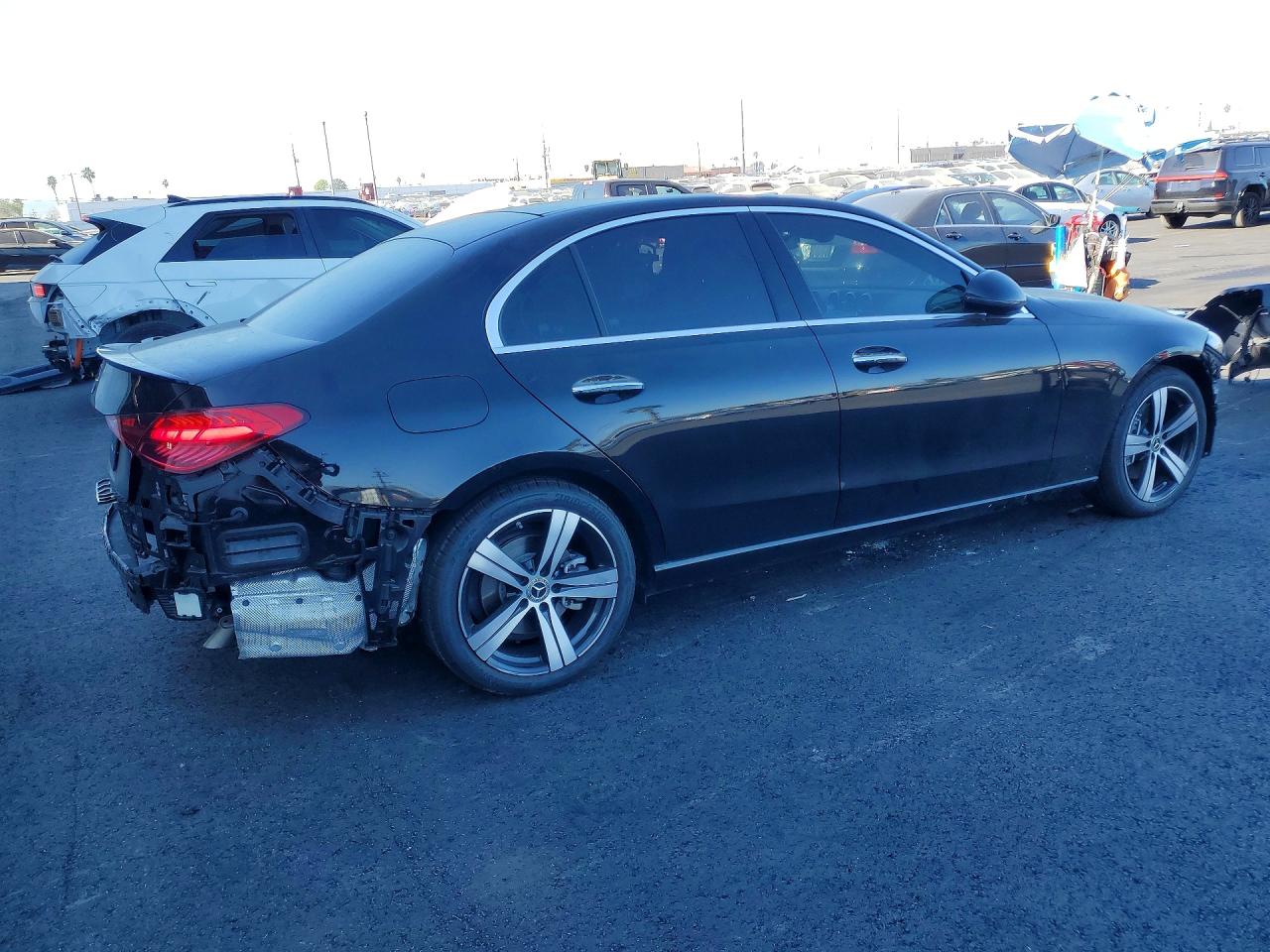 2025 MERCEDES-BENZ C 300 photo 3