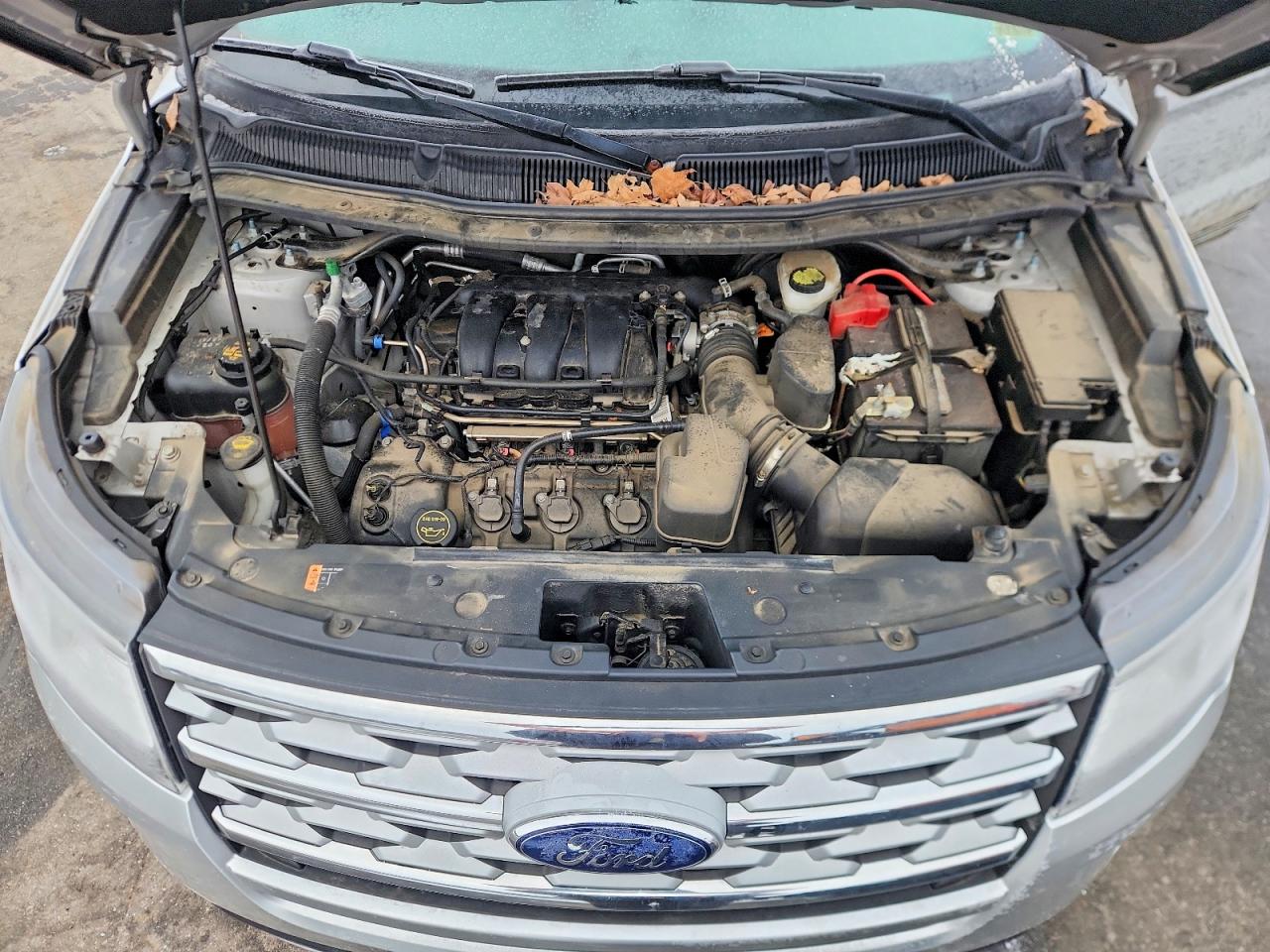2018 FORD EXPLORER XLT photo 12