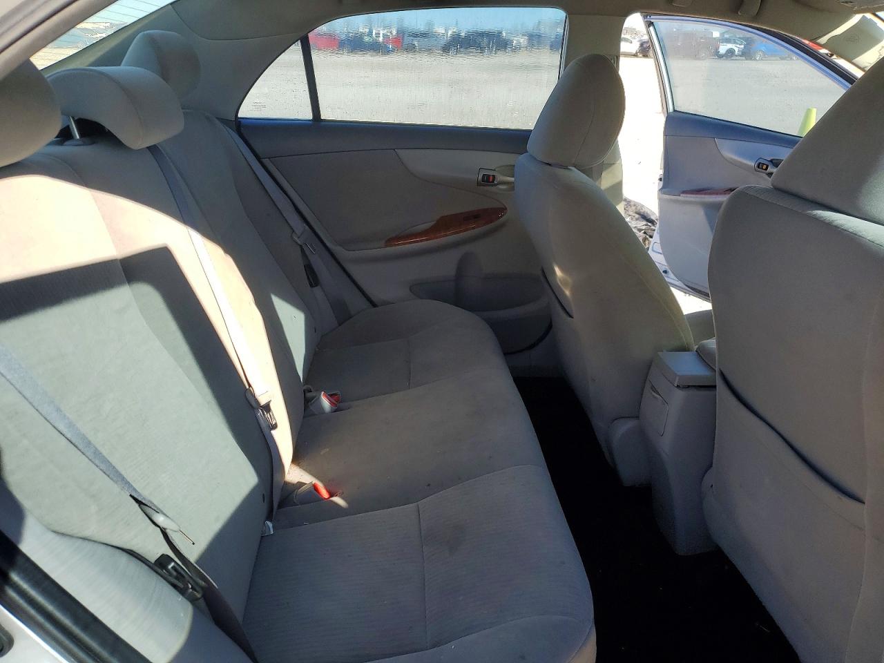 2009 TOYOTA COROLLA photo 19