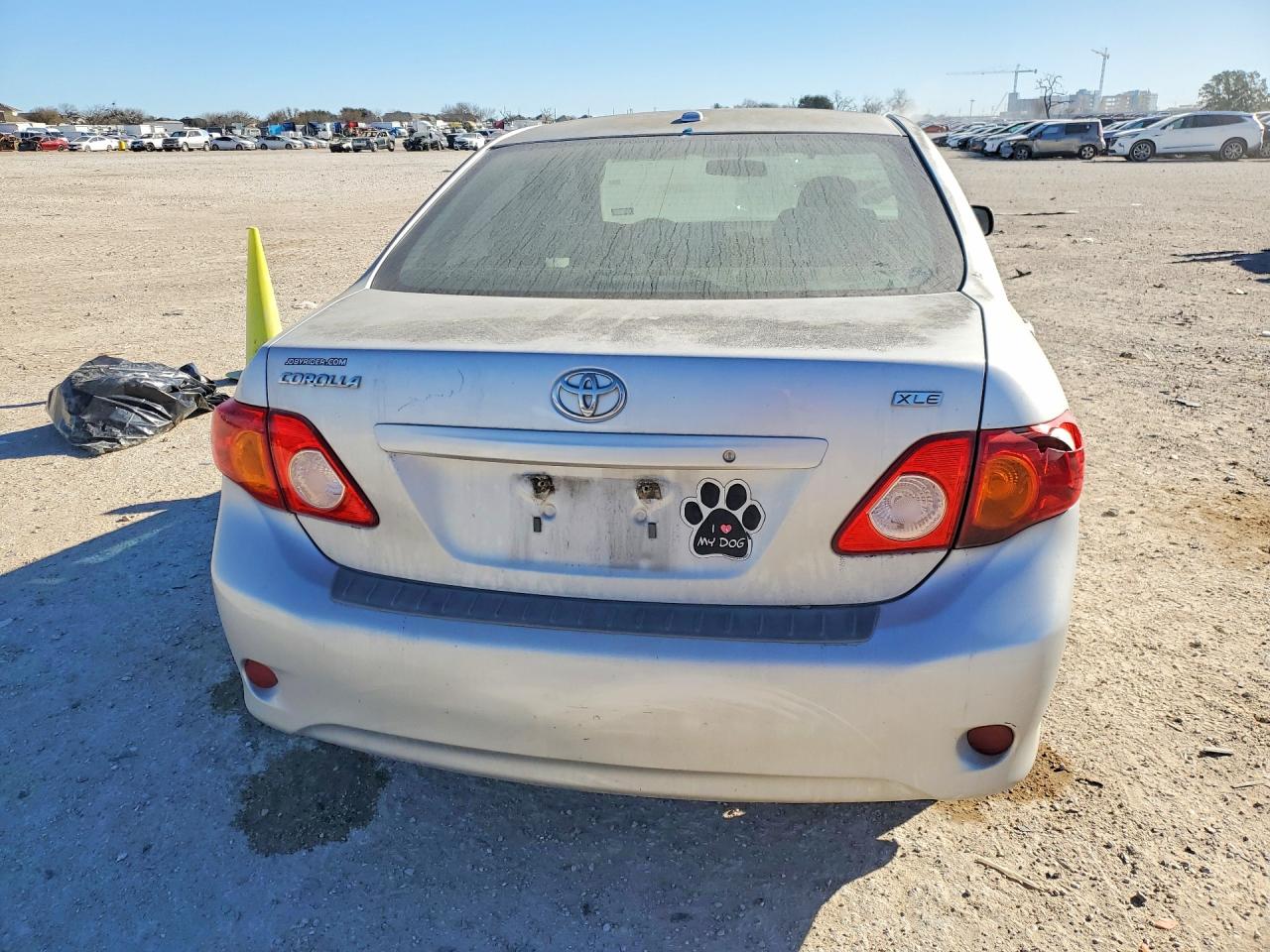 2009 TOYOTA COROLLA photo 11