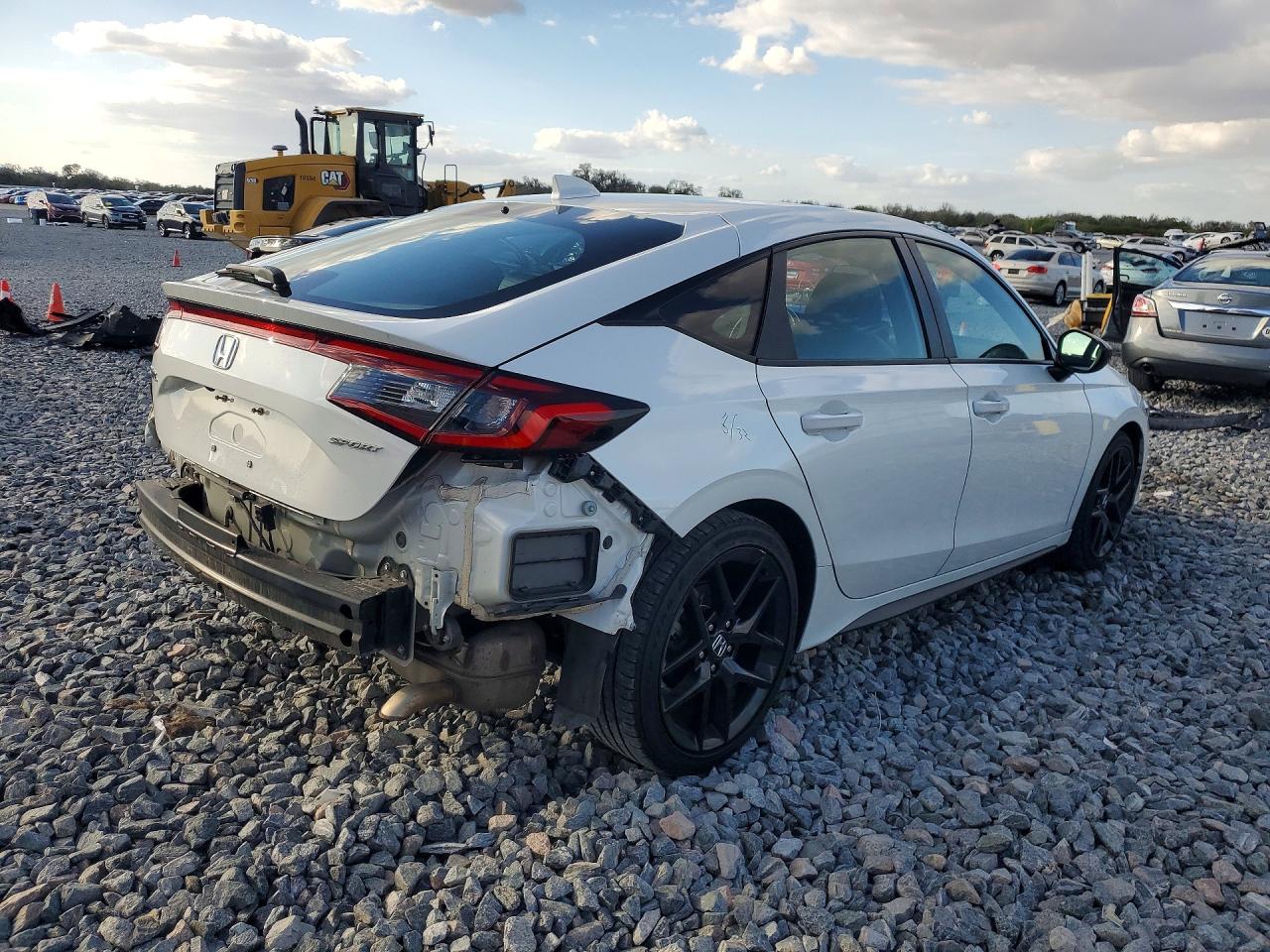 2024 HONDA CIVIC SPORT photo 5