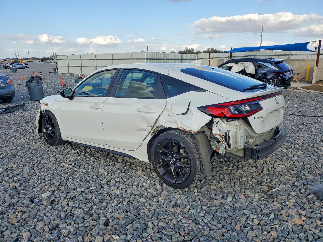 2024 HONDA CIVIC SPORT photo 3