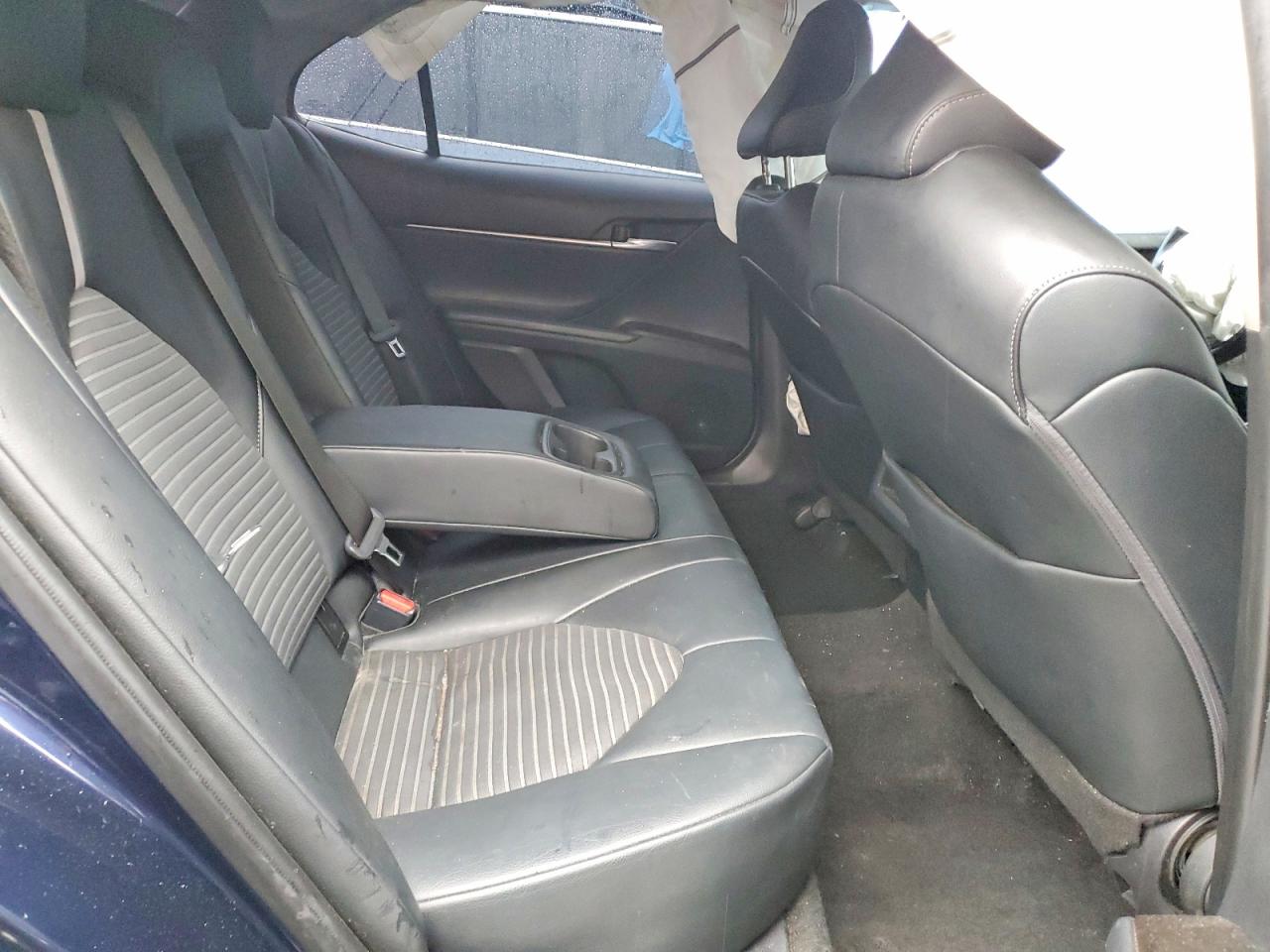 2022 TOYOTA CAMRY SE photo 28