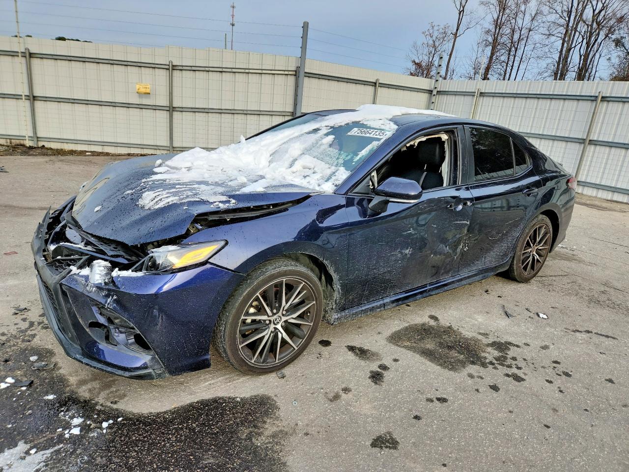 2022 TOYOTA CAMRY