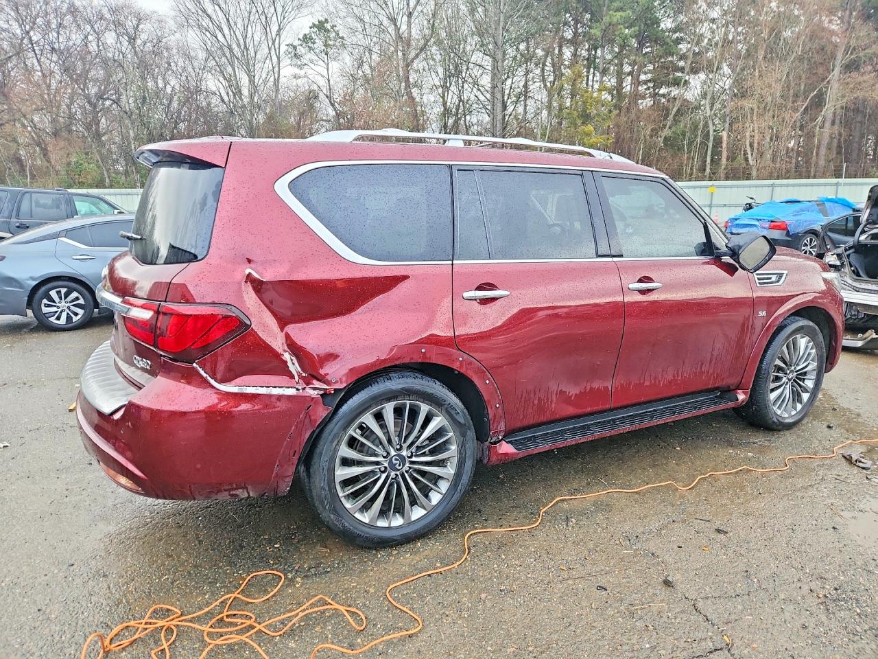 2020 INFINITI QX80 LUXE photo 3