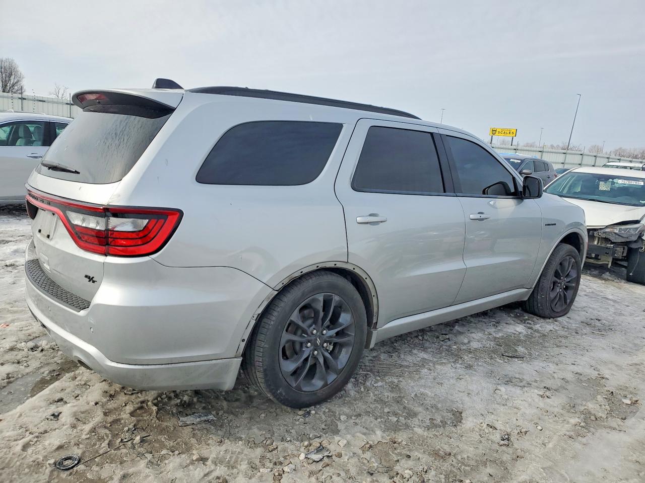 2023 DODGE DURANGO R/T photo 5