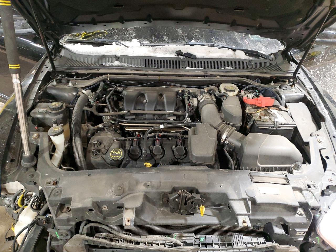 2015 FORD TAURUS SEL photo 31