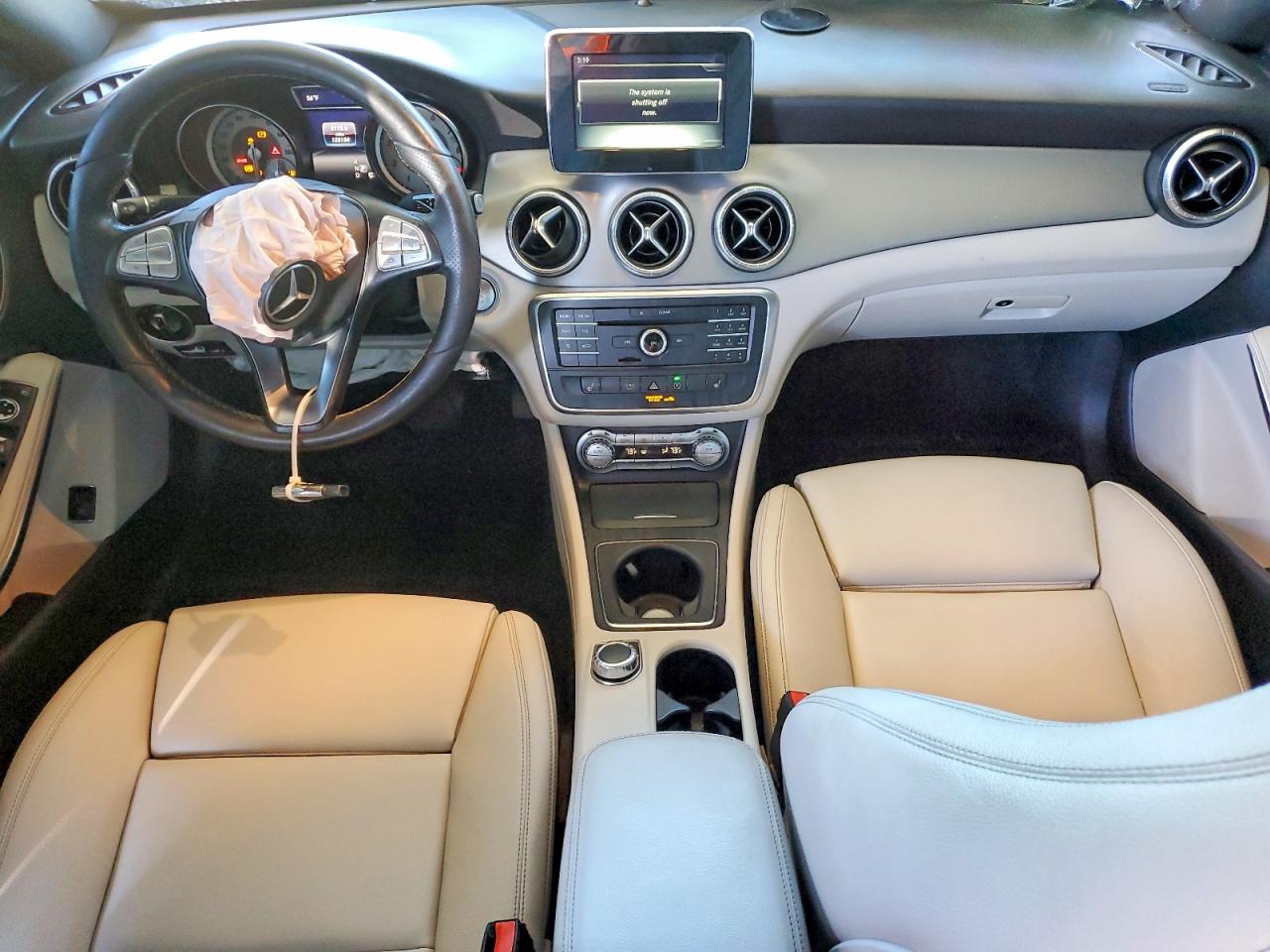 2016 MERCEDES-BENZ CLA 250 photo 22