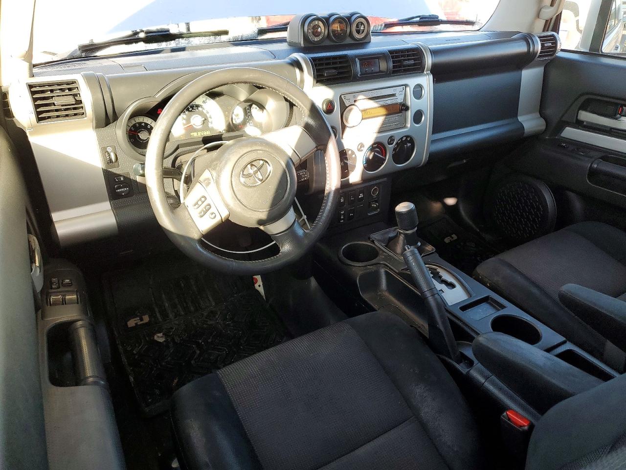 2007 TOYOTA FJ CRUISER photo 8