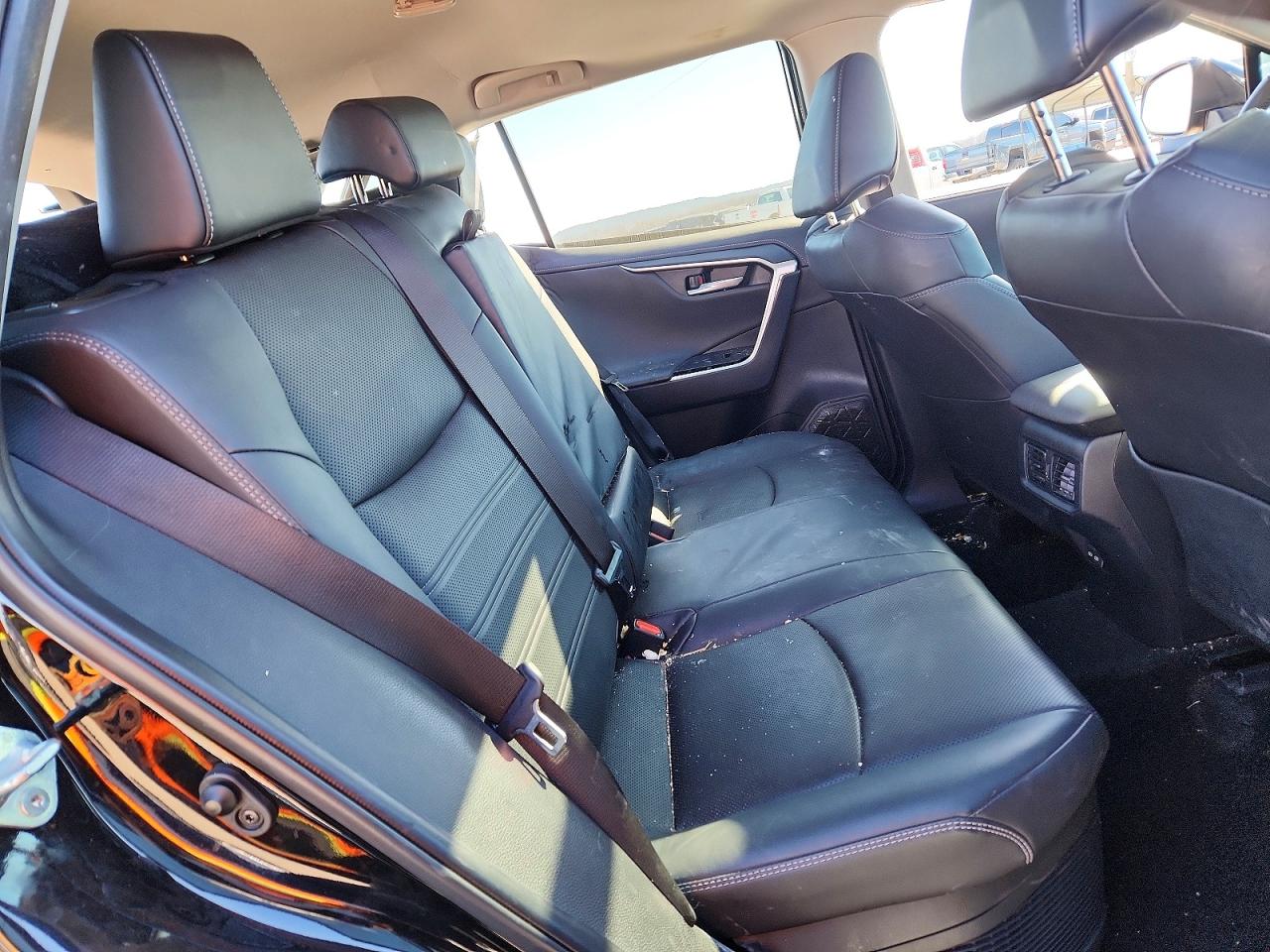 2024 TOYOTA RAV4 LIMITED photo 21