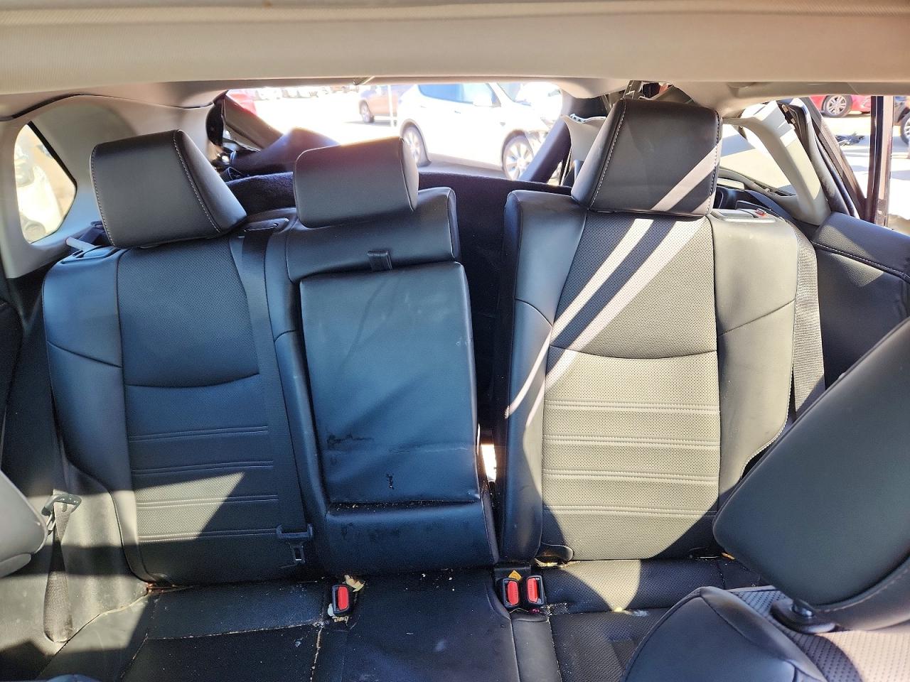 2024 TOYOTA RAV4 LIMITED photo 19