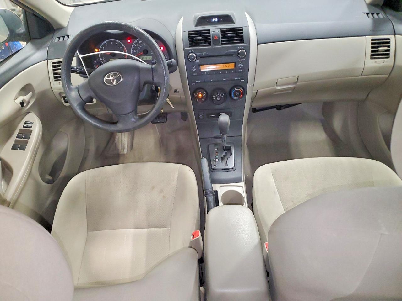 2012 TOYOTA COROLLA L photo 15