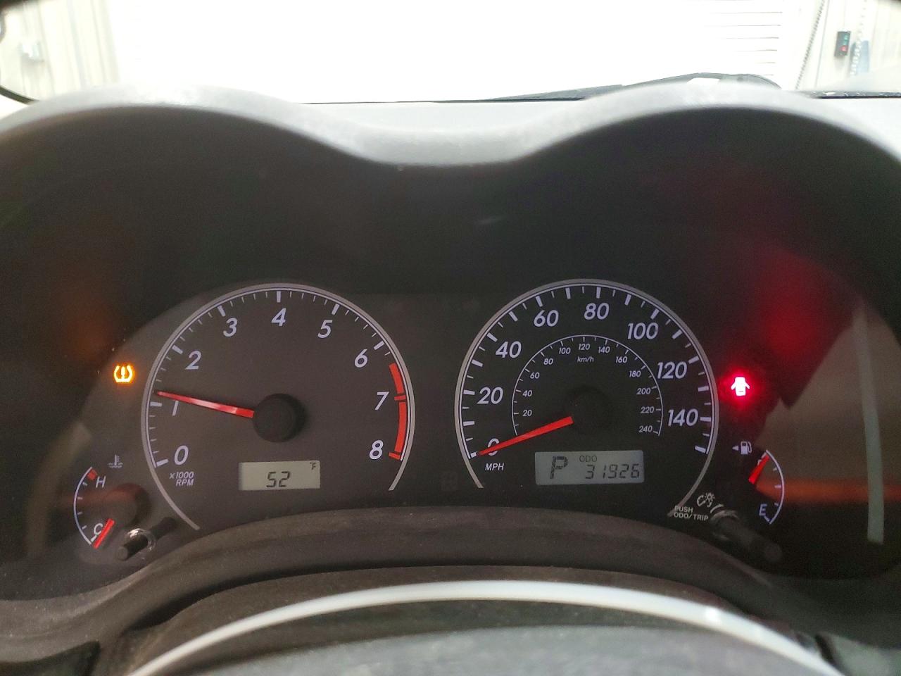 2012 TOYOTA COROLLA L photo 17